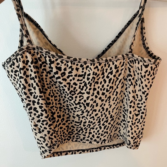 Leopard Cropped Tank Top - Picture 2 of 3